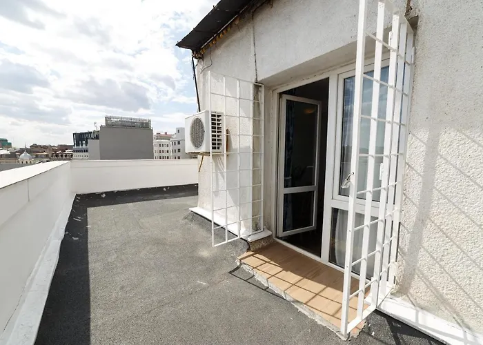 Street Doamnei Rooftop Terrace